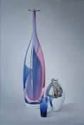 blauw/roze glas met zilvervaasje by Coren Geus